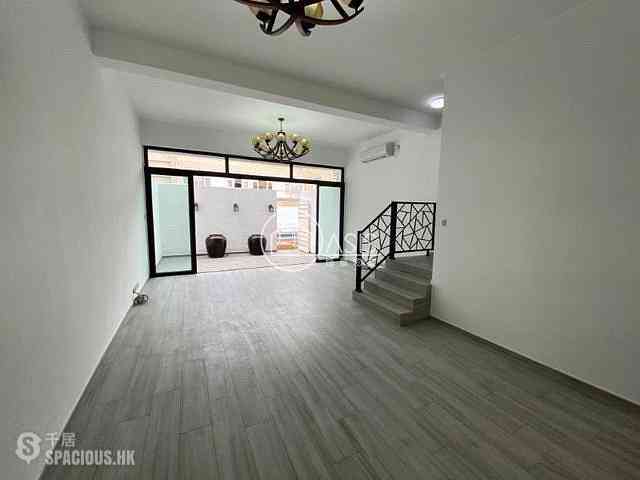 Pok Fu Lam - Bisney Gardens 03