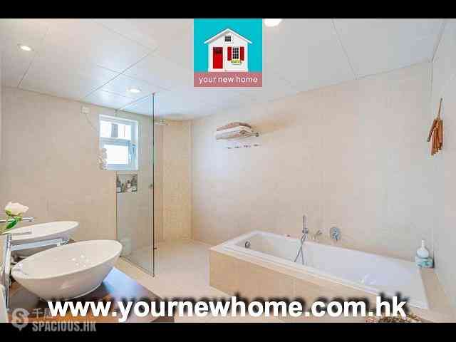 Clear Water Bay - Seacrest Villas 13