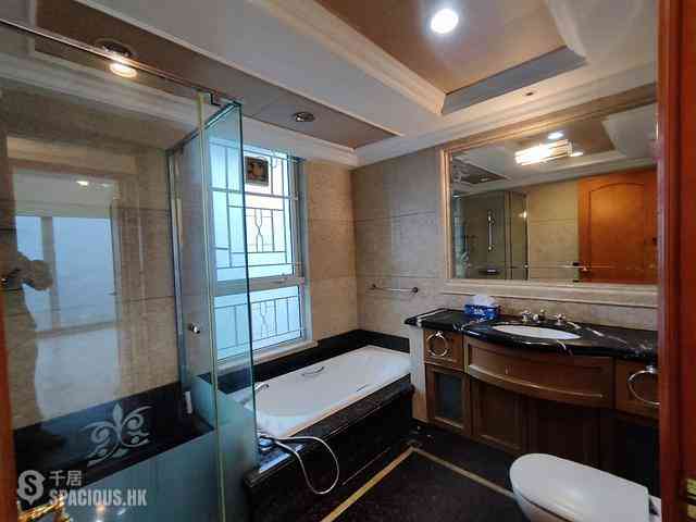 Ma On Shan - Symphony Bay Villa Rhapsody Block 15 08
