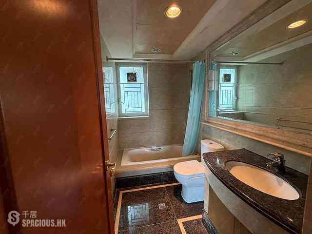 Ma On Shan - Symphony Bay Villa Rhapsody Block 18 06