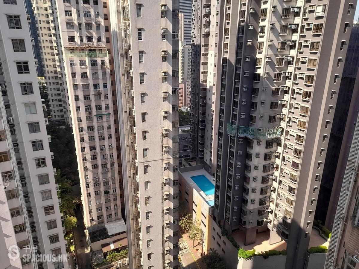 Sai Ying Pun - Tsui King Court 01