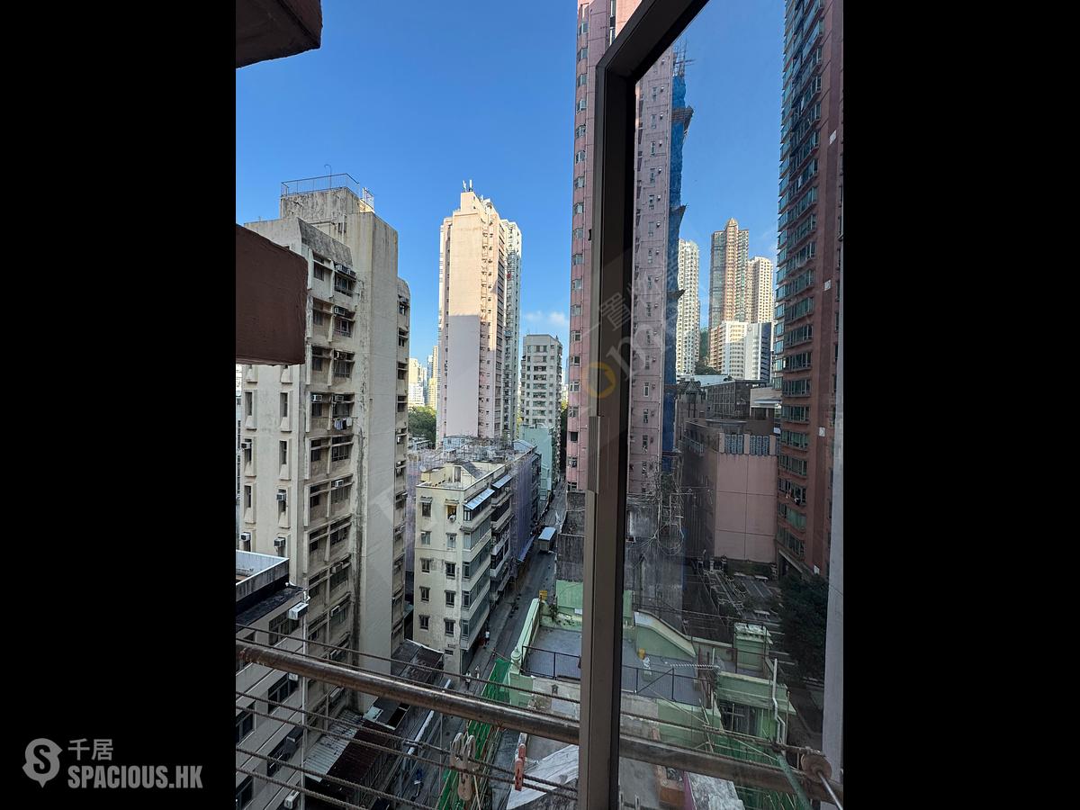 Sai Ying Pun - Cheong King Court 01