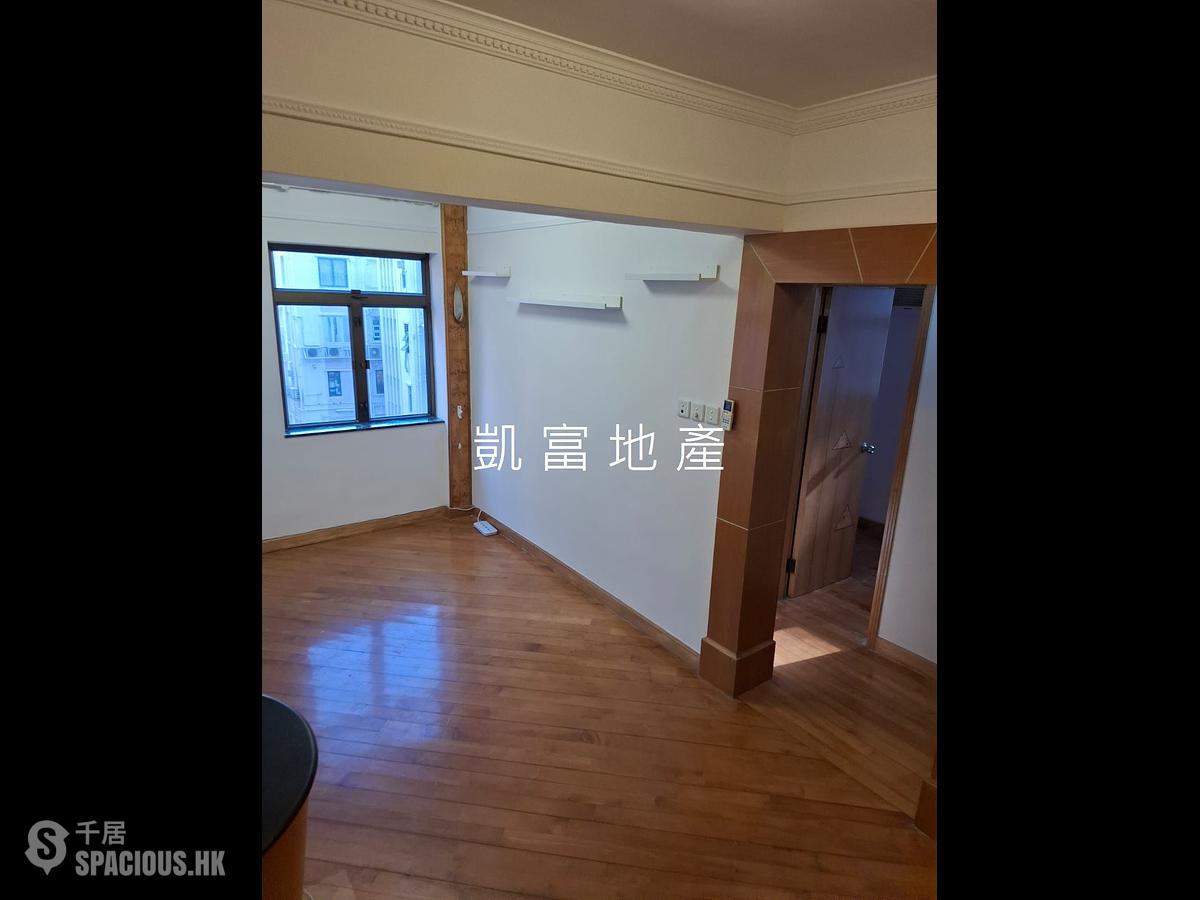 Causeway Bay - Pearl City Mansion Block C 01