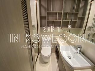 Tai Kok Tsui - L・Living 23 08