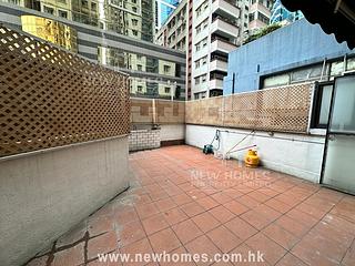 Quarry Bay - Riviera Mansion 03