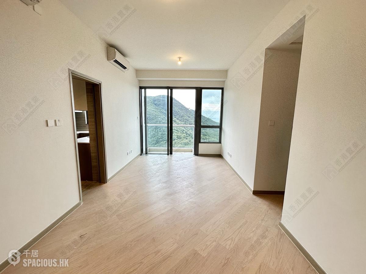 Wong Chuk Hang - The Southside Phase 1 Southland Tower 1A 01