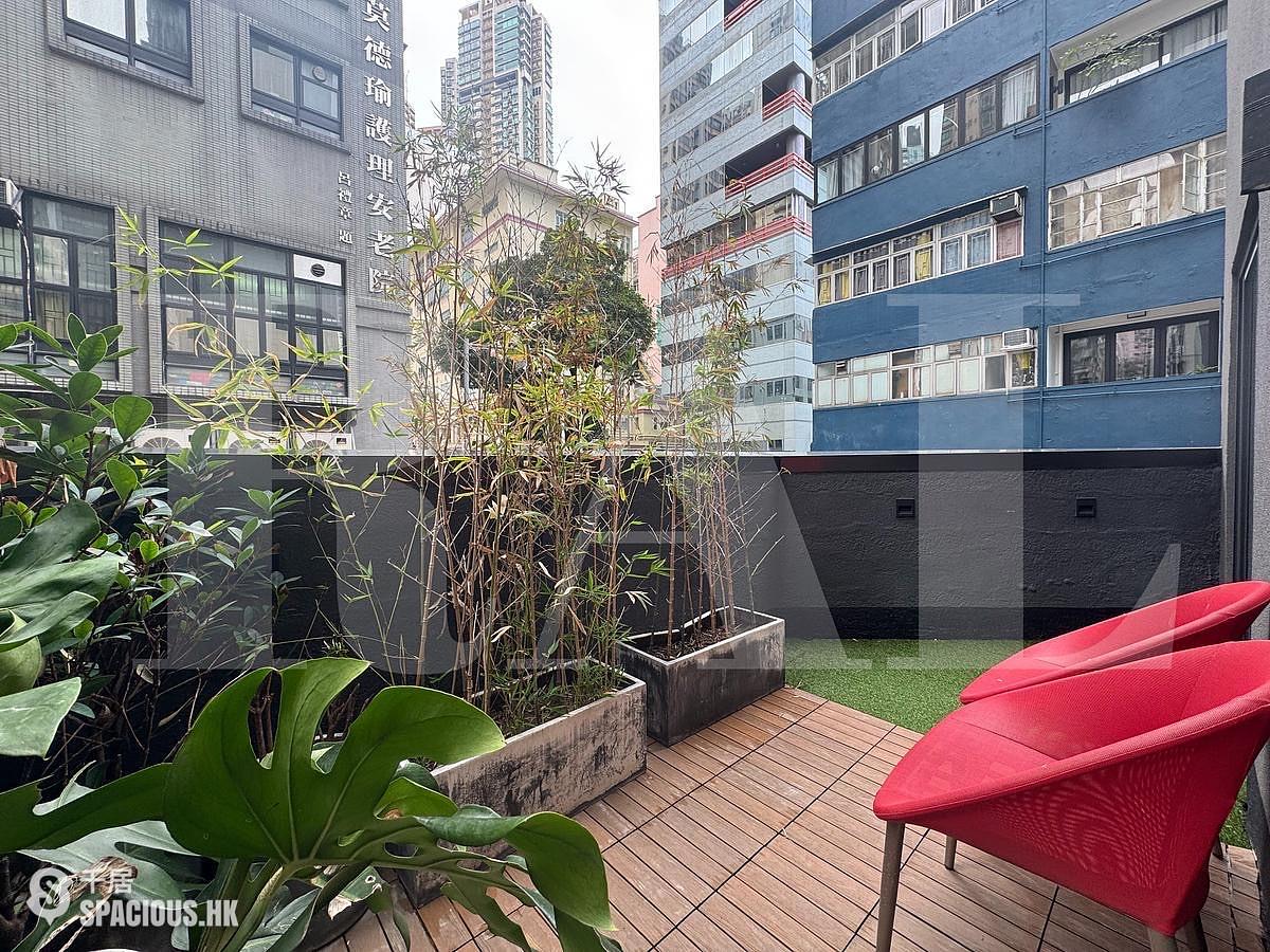 Sheung Wan - Hollywood Hill 01
