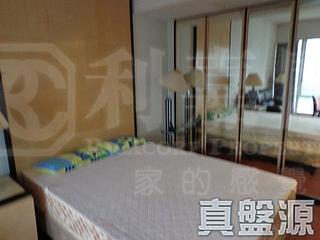 Wan Chai - Convention Plaza Apartments 04