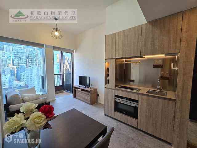 Sai Ying Pun - Bohemian House 01