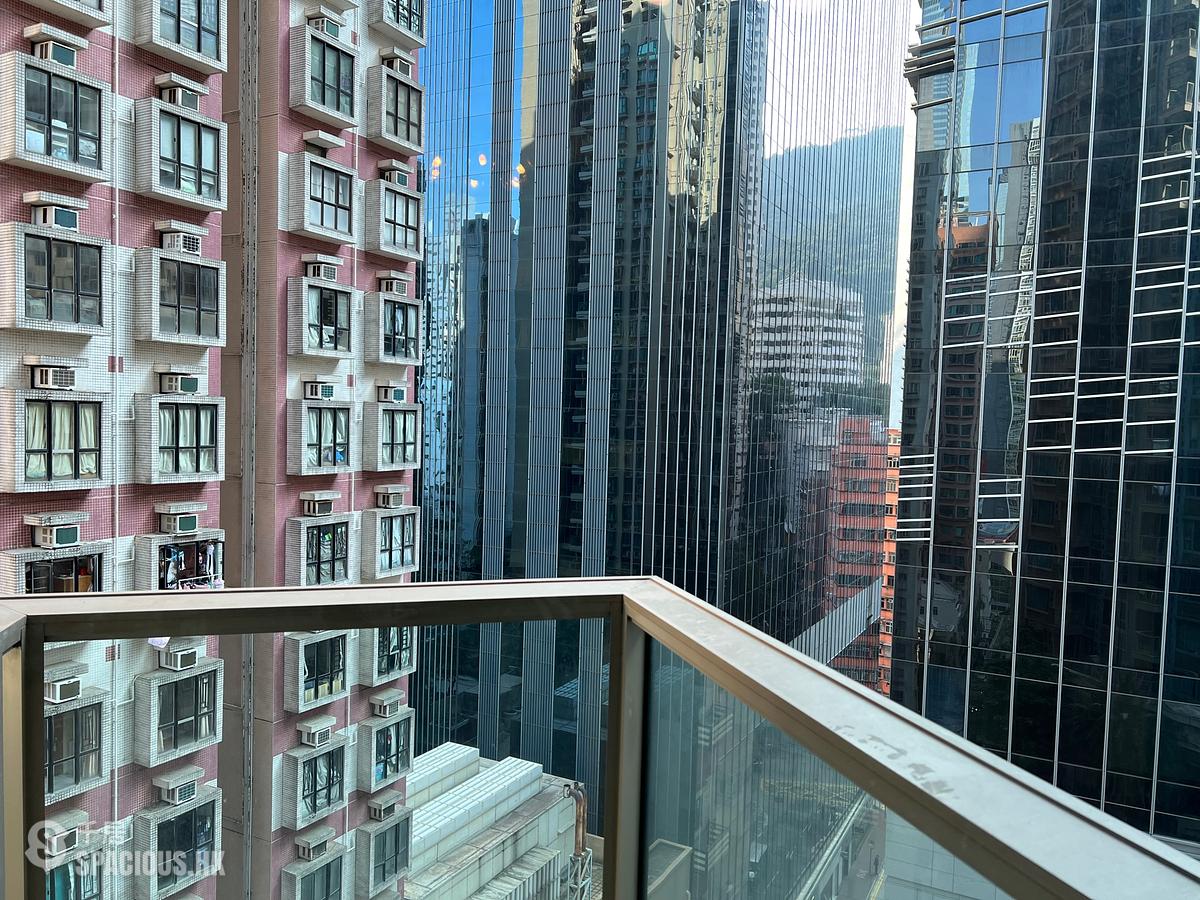 Wan Chai - The Avenue Phase 1 Block 5 01