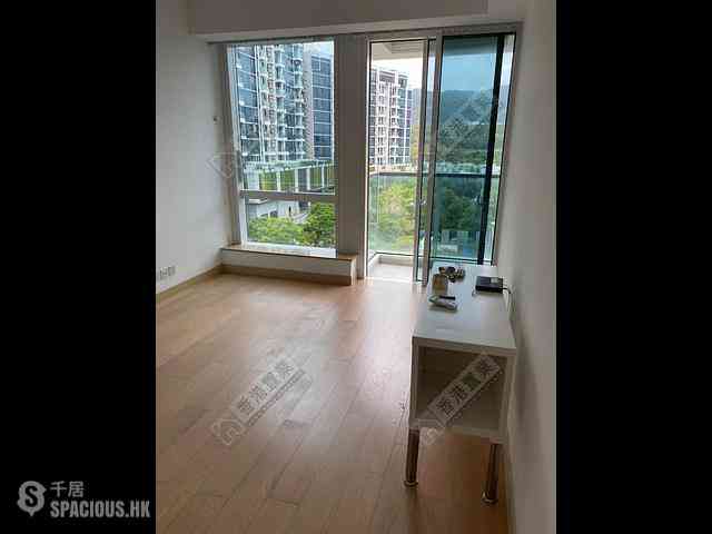 Tseung Kwan O - Monterey Block 3 01