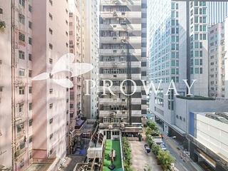 Wan Chai - Tonnochy Towers 02