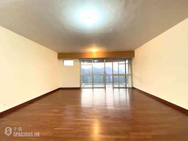 Tai Hang - Aurizon 01
