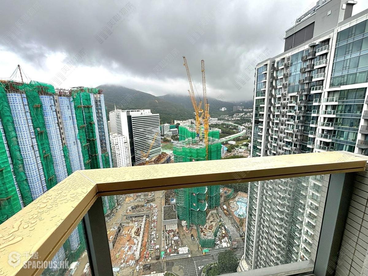 Wong Chuk Hang - The Southside Phase 2 La Marina Tower 2B 01