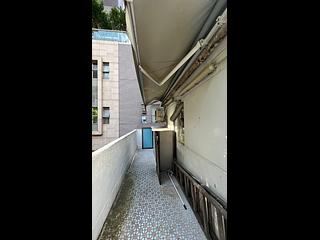 Sai Ying Pun - Tung Cheung Building 02