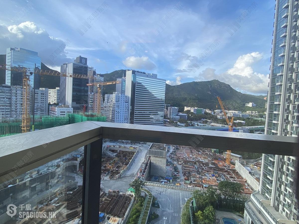 Wong Chuk Hang - The Southside Phase 2 La Marina Tower 2B 01