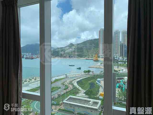 Tseung Kwan O - Monterey Block 2B 01