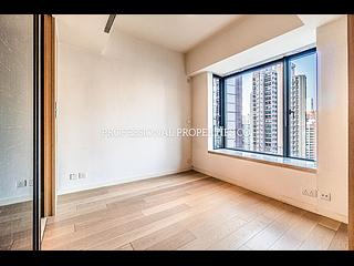 Mid Levels Central - Gramercy 06