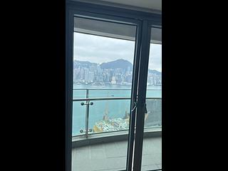 West Kowloon - The Harbourside Block 3 02