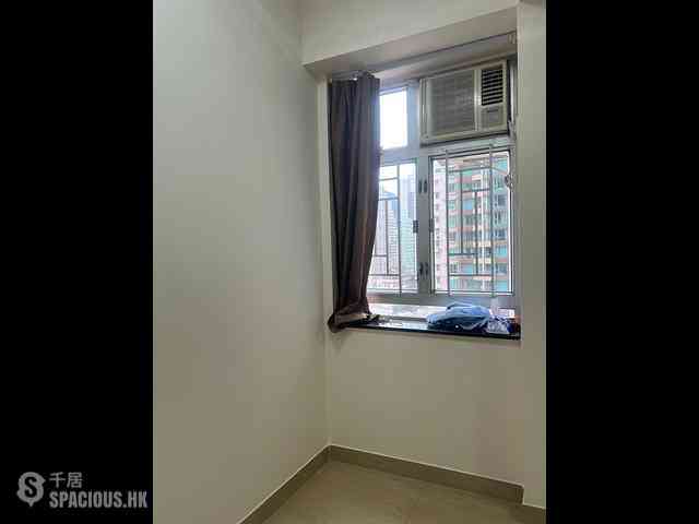 Wan Chai - Antung Building 05