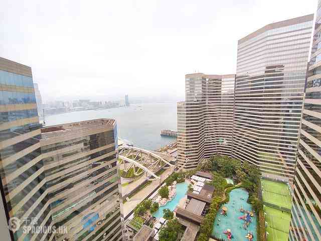 Wan Chai - Convention Plaza Apartments 01