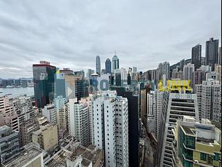 Sheung Wan - Queen's Terrace 05