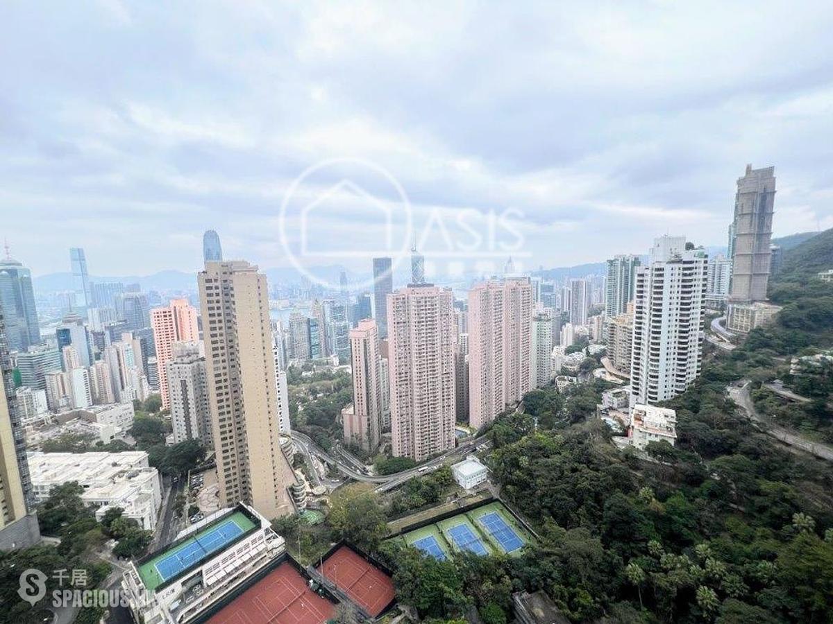 Mid Levels Central - Clovelly Court 01