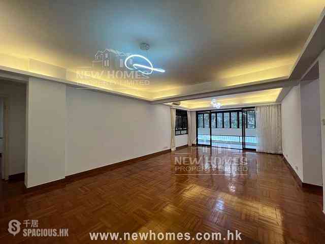 Happy Valley - 9, Broom Road 01