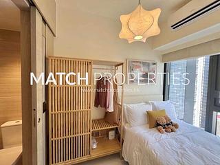 Sai Ying Pun - The Queens 08