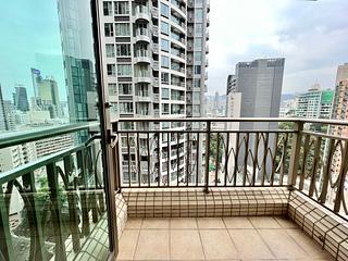 Wan Chai - The Zenith Phase 1 Block 2 04