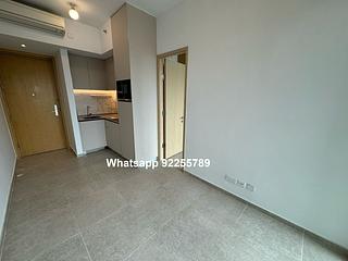 Sai Ying Pun - No.8 Hing Hon Road (Resiglow-Bonham) 04
