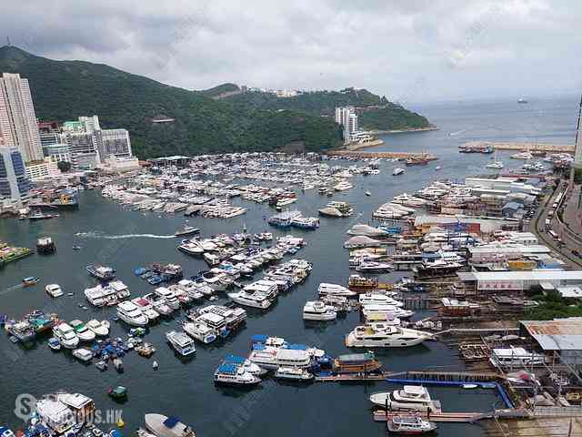 Ap Lei Chau - Marina South 01