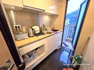 Tai Hang - Warrenwoods 06