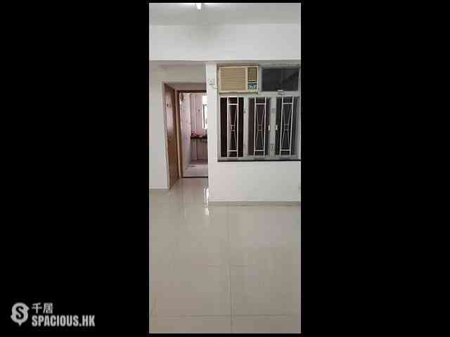 Sai Ying Pun - 147-149, Des Voeux Road West 01