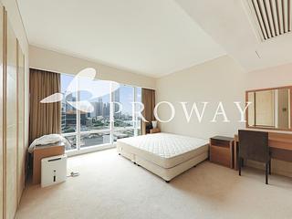 Wan Chai - Convention Plaza Apartments 05