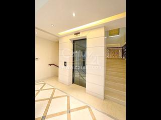 The Peak - 28, Gough Hill Road 04