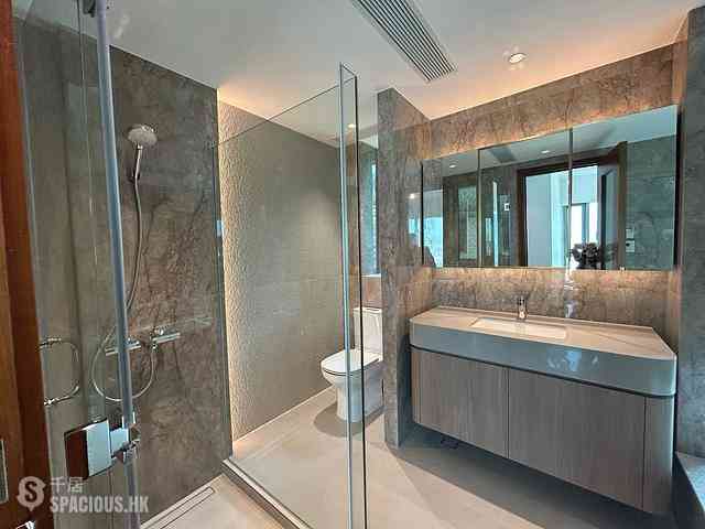 Mid Levels Central - Regence Royale Tower 2 02