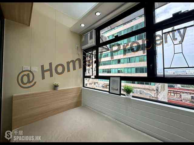 Sheung Wan - 122, Des Voeux Road West 03