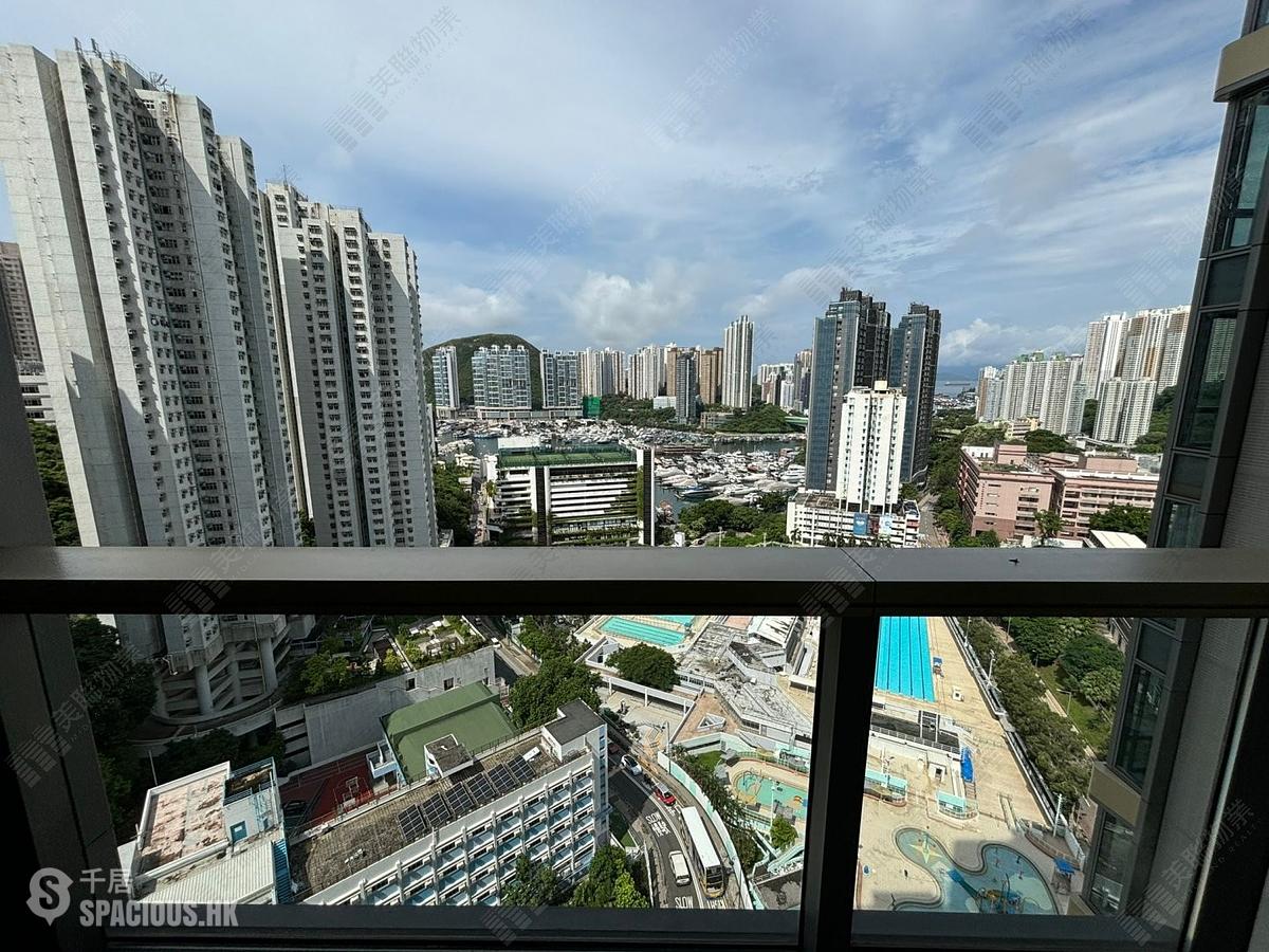 Wong Chuk Hang - The Southside Phase 2 La Marina 01