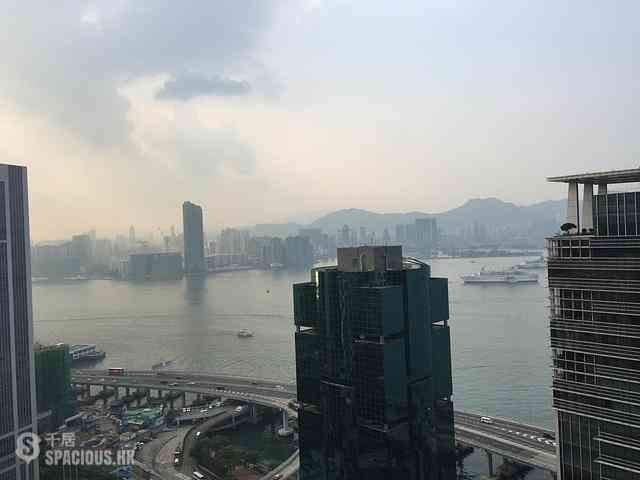 Quarry Bay - La Place De Victoria 01