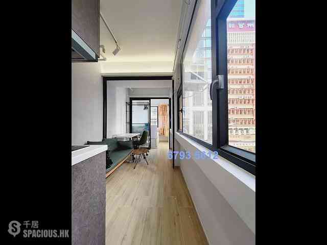 Sheung Wan - 114, Des Voeux Road West 01