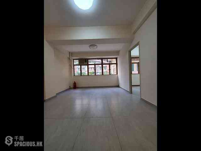 Wan Chai - 19, Amoy Street 01