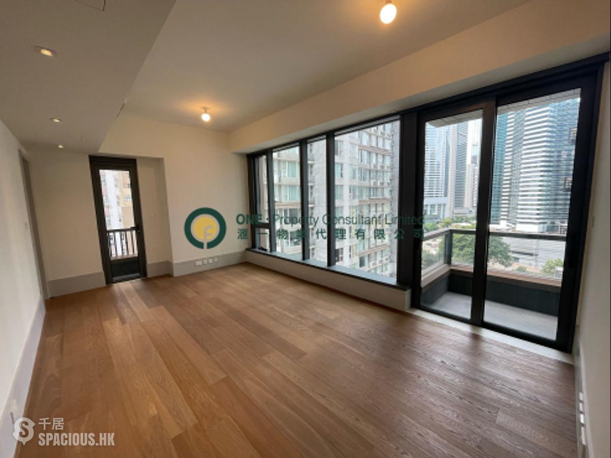 Wan Chai - Eight Star Street 01