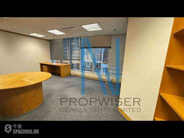 Admiralty - Lippo Centre - Tower 1 10