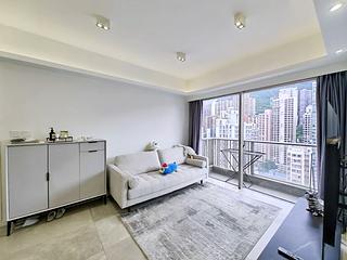 Sai Ying Pun - Island Crest Block 1 03