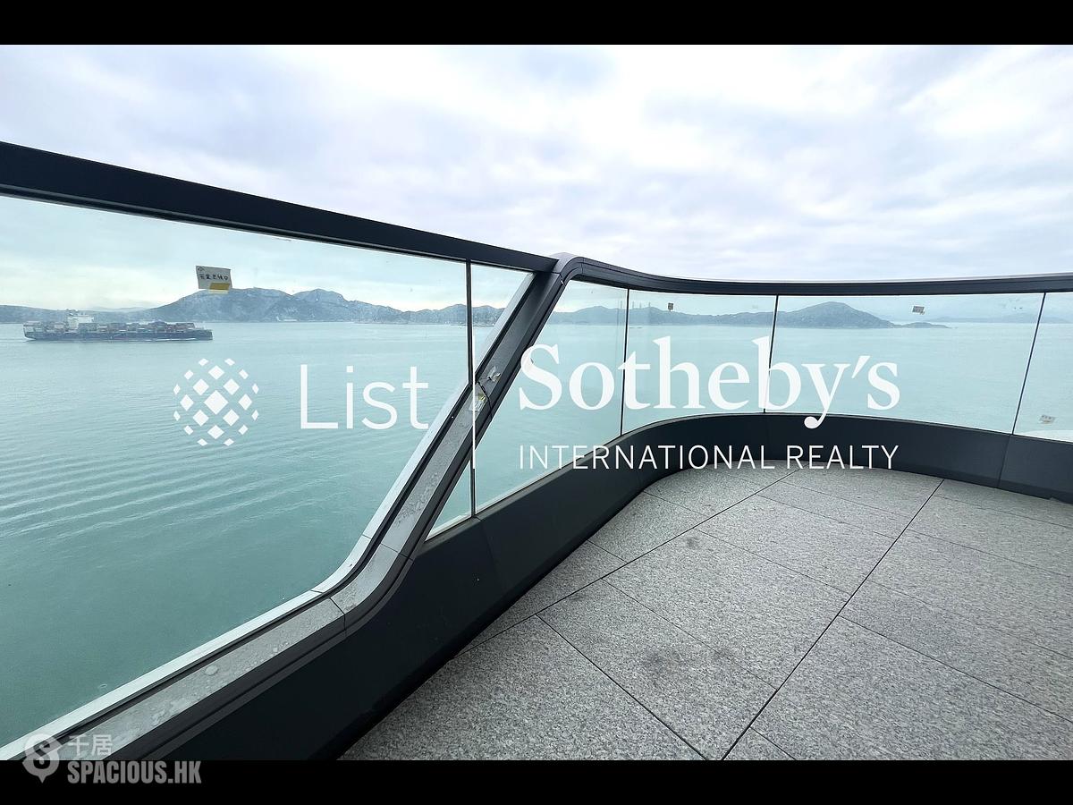 Ap Lei Chau - The Corniche 01