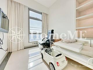 Repulse Bay - Grosvenor Place 04
