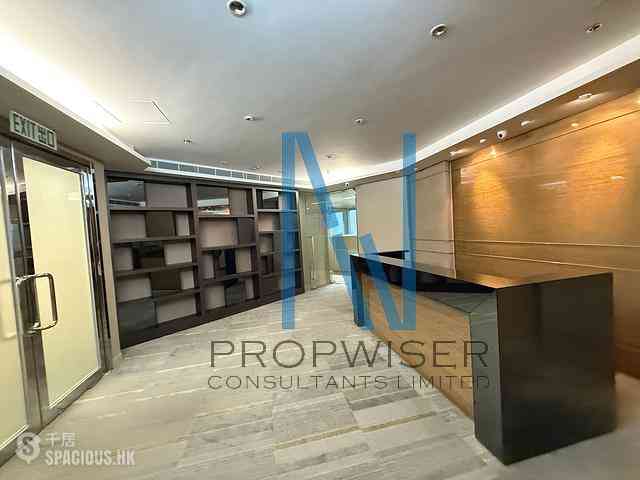 Causeway Bay - Lee Garden One 09