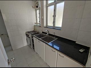Pok Fu Lam - Four Winds Apartment 02