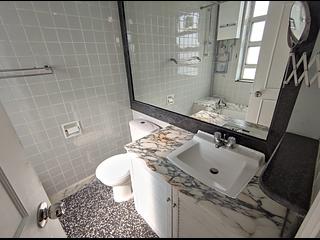Pok Fu Lam - Four Winds Apartment 14